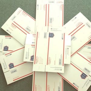 New boxes! Ready to ship! Come check out my closet